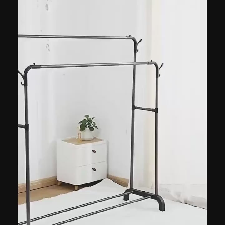 Multifunctional clothing rack